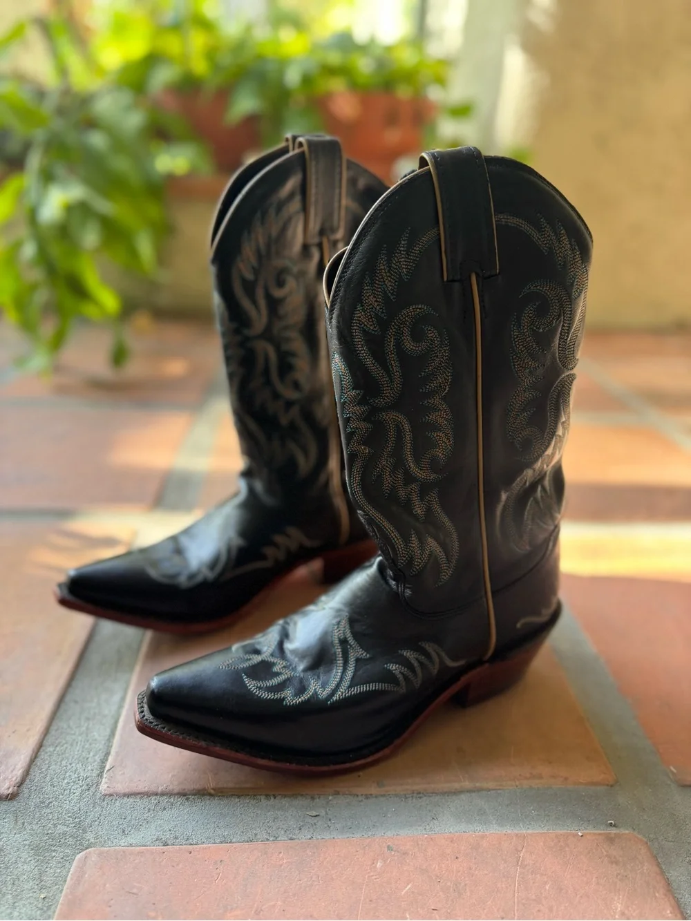 Classic Black Western Cowboy Boots - Men